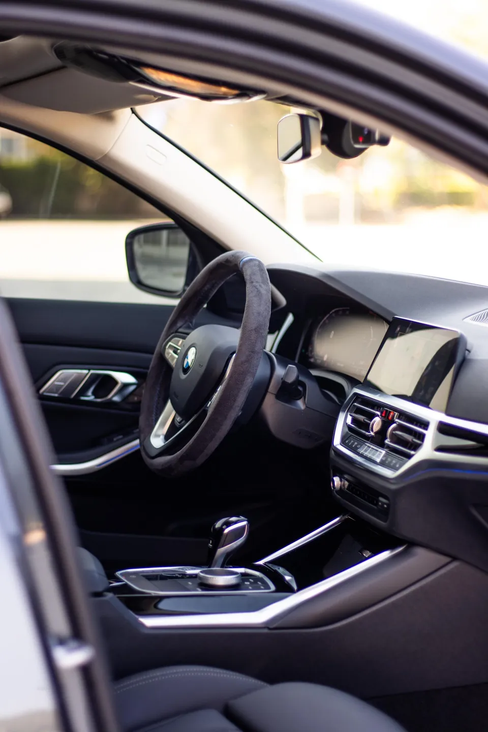 BMW 320i 2022 for rent in Dubai – photo 7