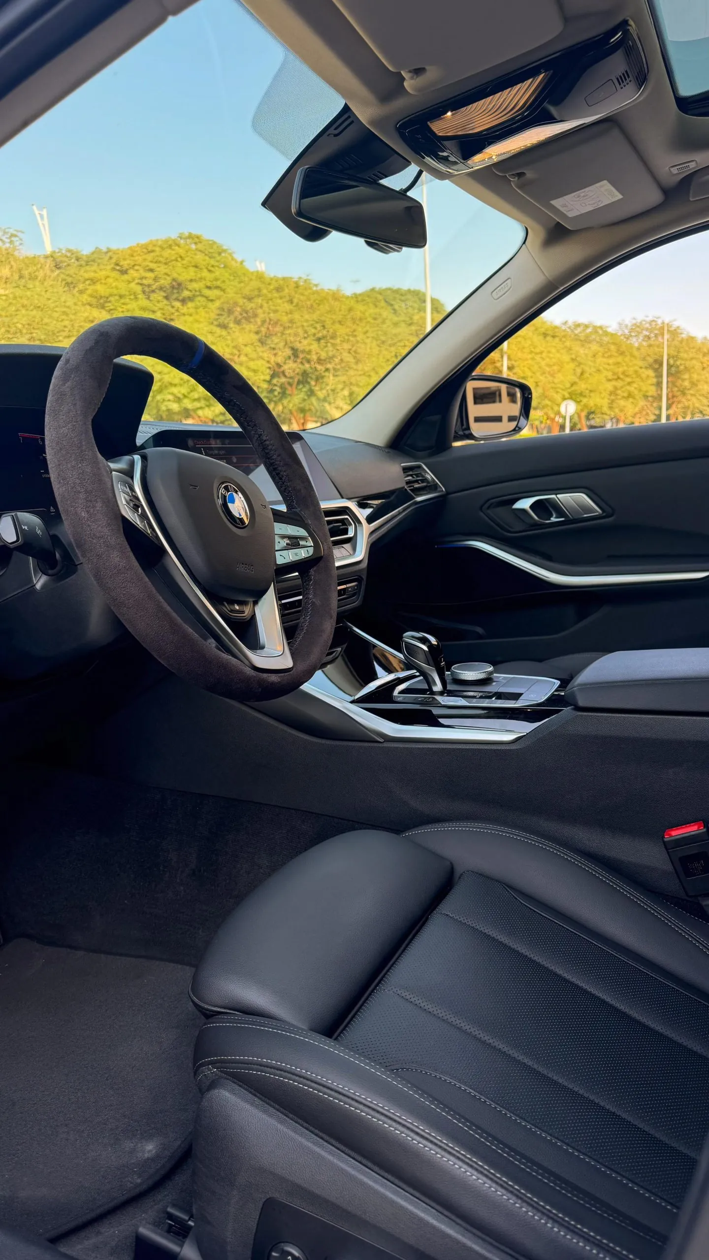 BMW 320i 2022 for rent in Dubai – photo 8