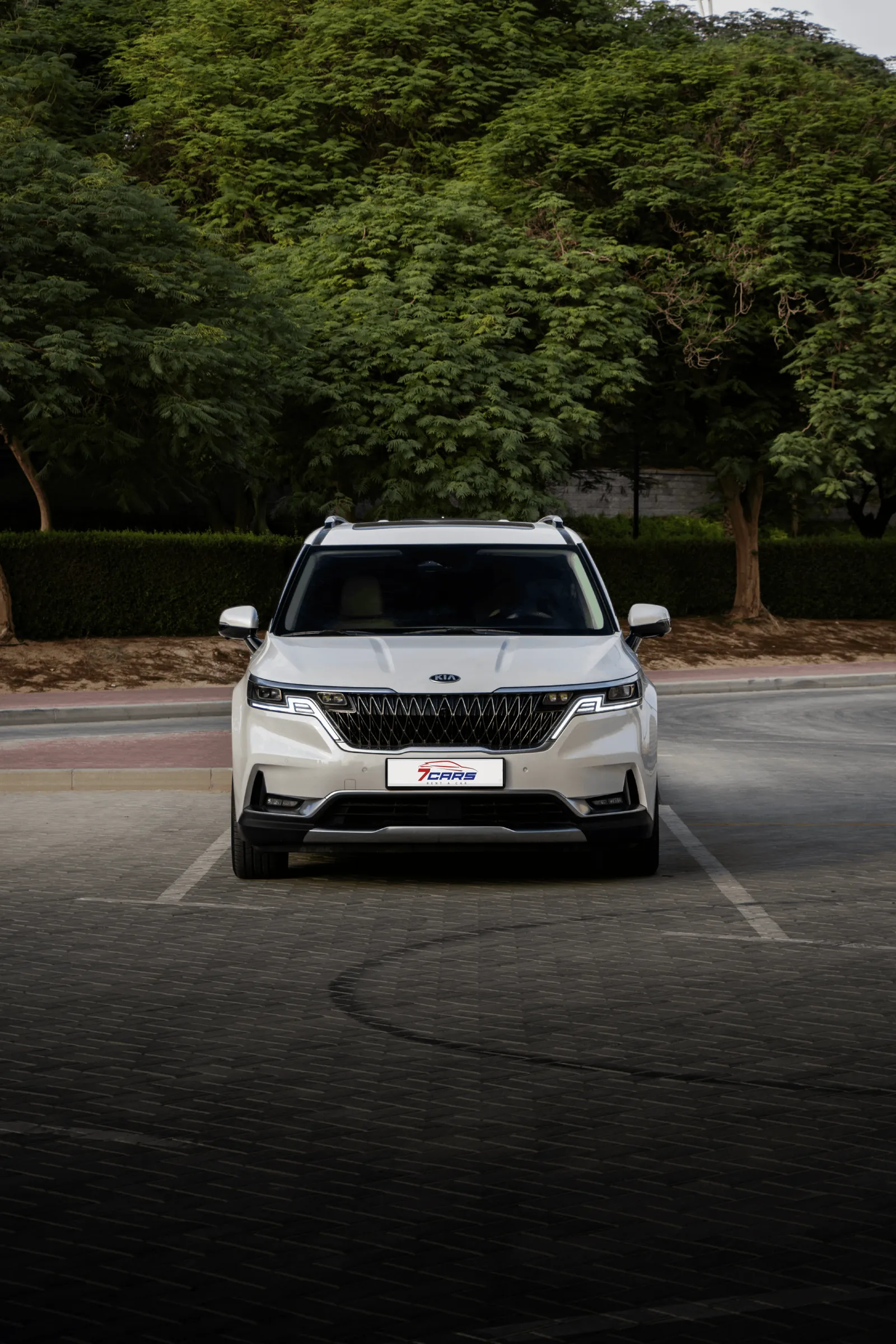 Kia Carnival 2021 for rent in Dubai