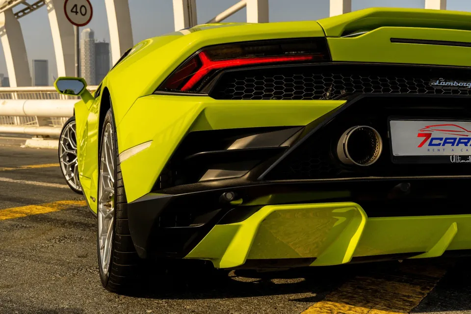 Lamborghini Huracan Evo Spider 2023 for rent in Dubai – photo 5