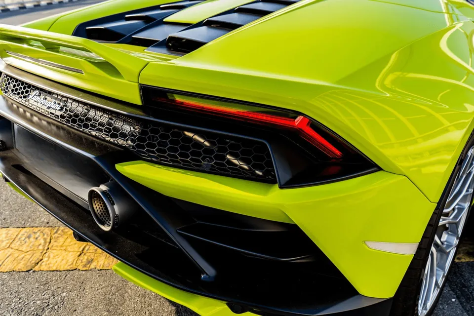 Lamborghini Huracan Evo Spider 2023 for rent in Dubai – photo 6