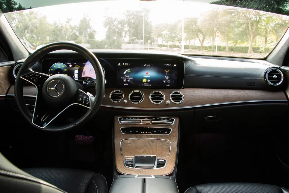 Mercedes-Benz E250 2023 for rent in Dubai – photo 6